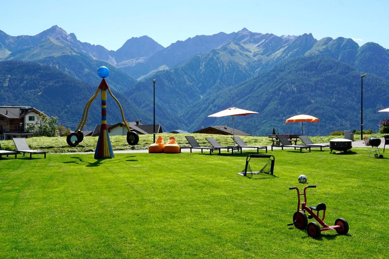 Apart-Hotel Alpinsonnenresidenz Фис Екстериор снимка