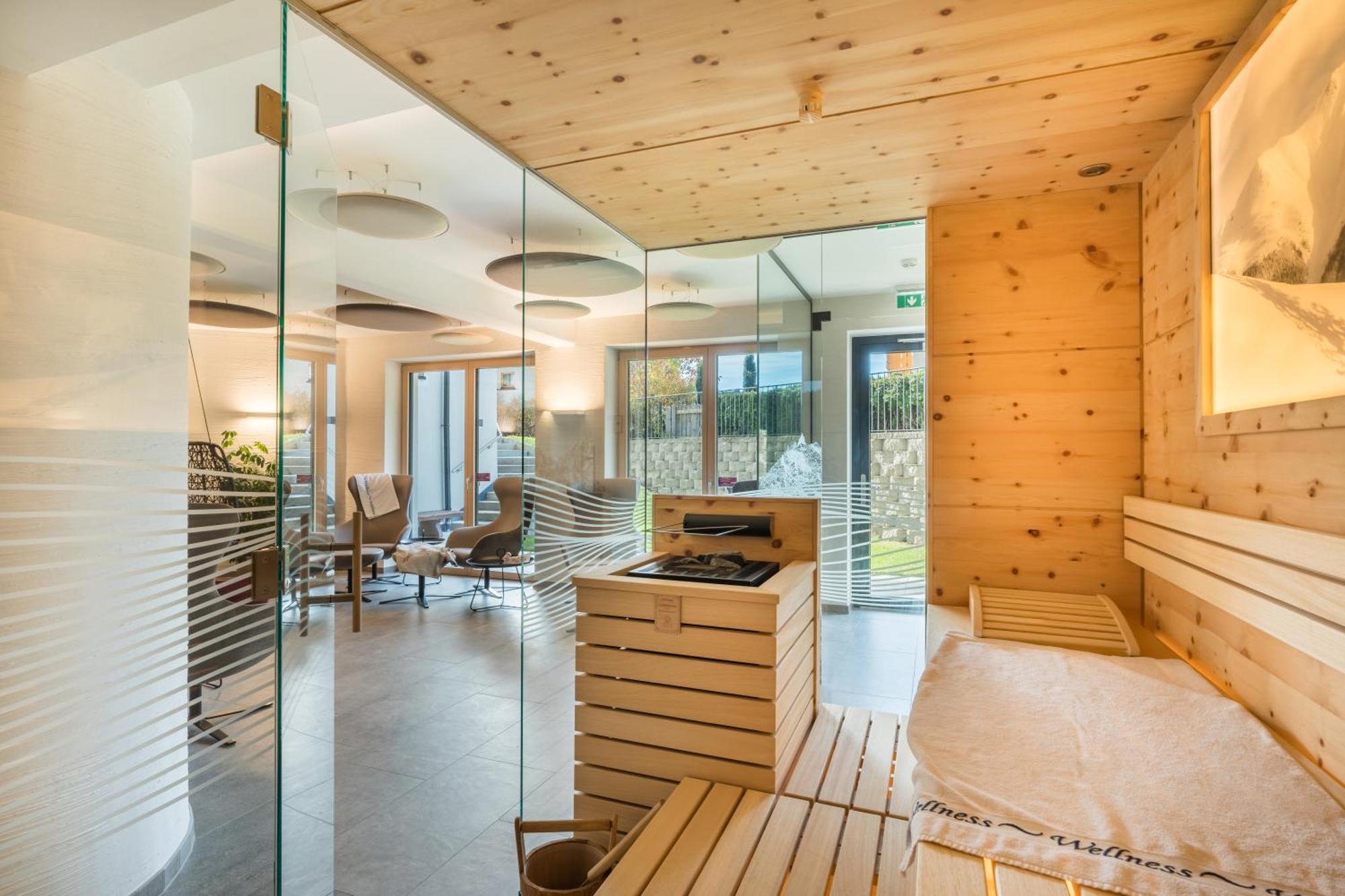 Apart-Hotel Alpinsonnenresidenz Фис Екстериор снимка